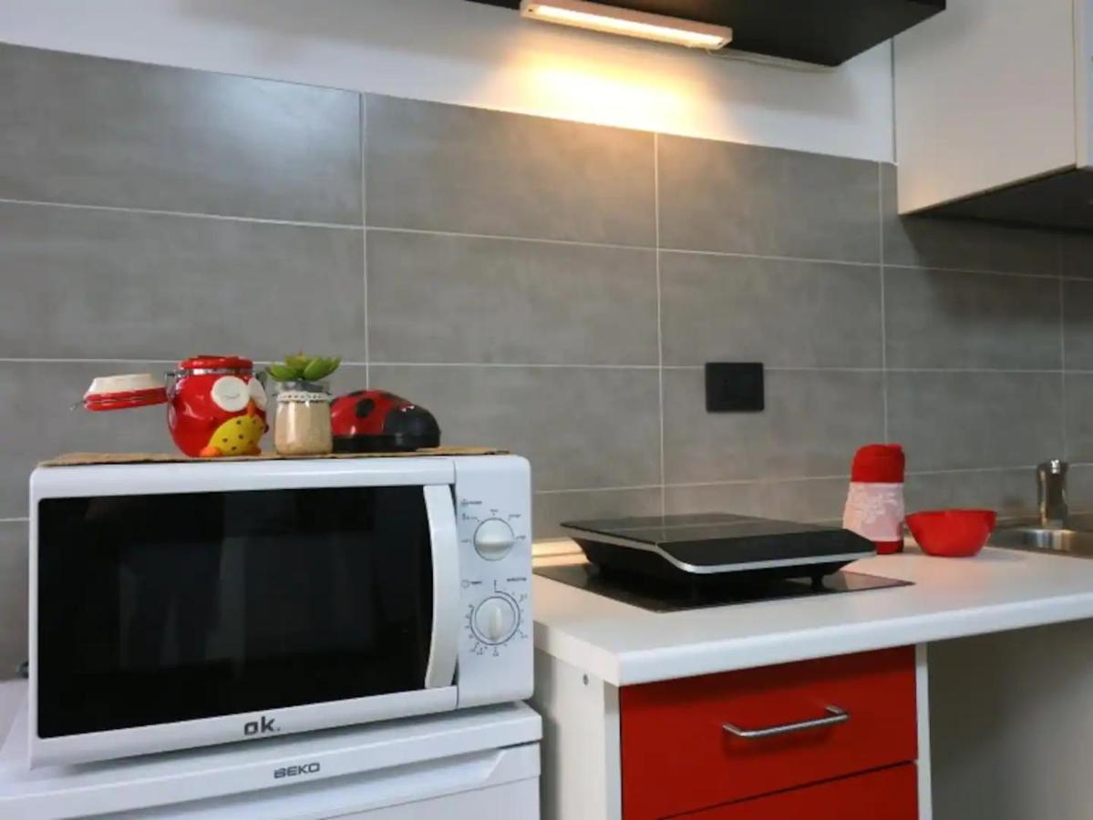 La Petite Maison Turin Bagian luar foto